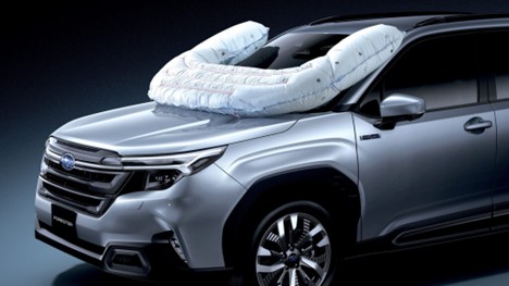 Forester hood airbag for cyclists